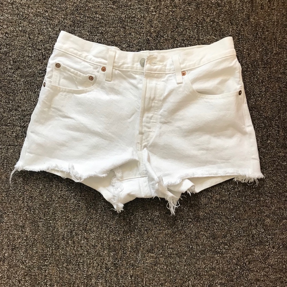 501 Levi shorts